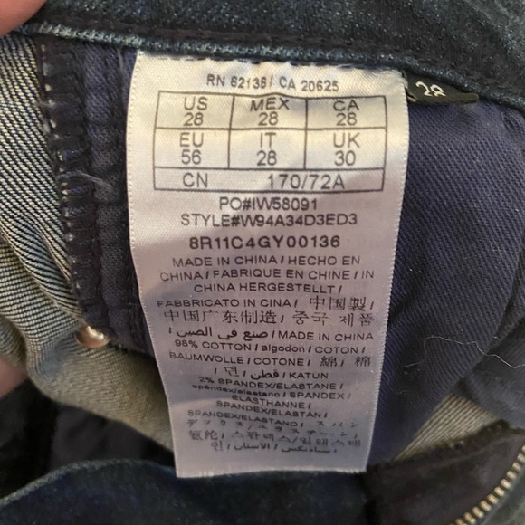 GUESS Side Zipper Stretch Jeans - Picture 10 of 10